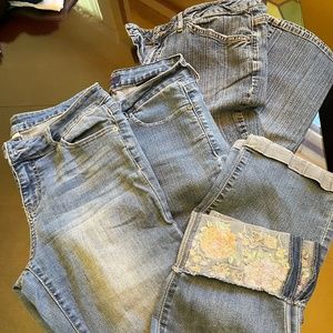 Capri jeans- 3 pairs
